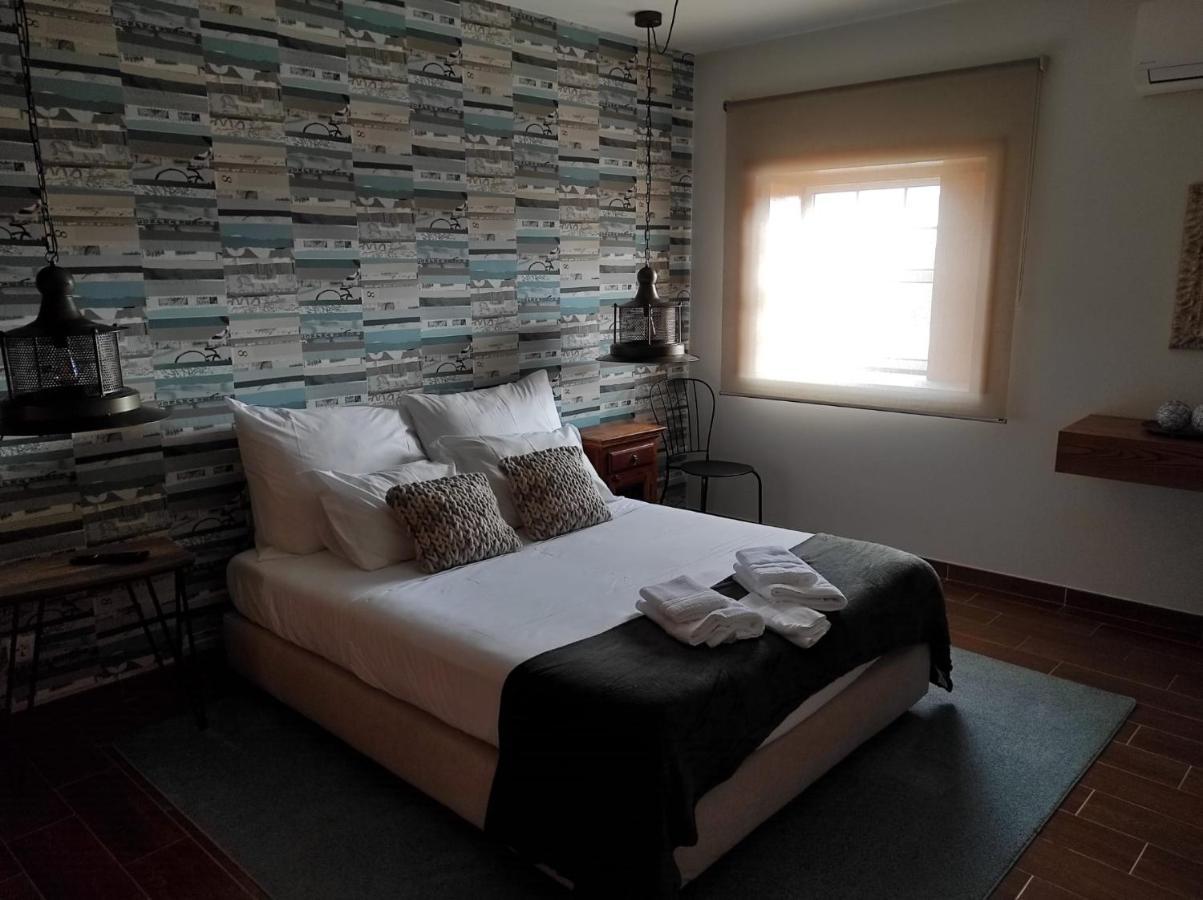 Casa Aldeia Da Lapa Bed & Breakfast